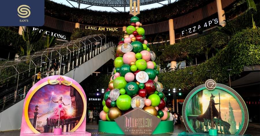 Aeon Mall Long Bien – A Bright Christmas Experience