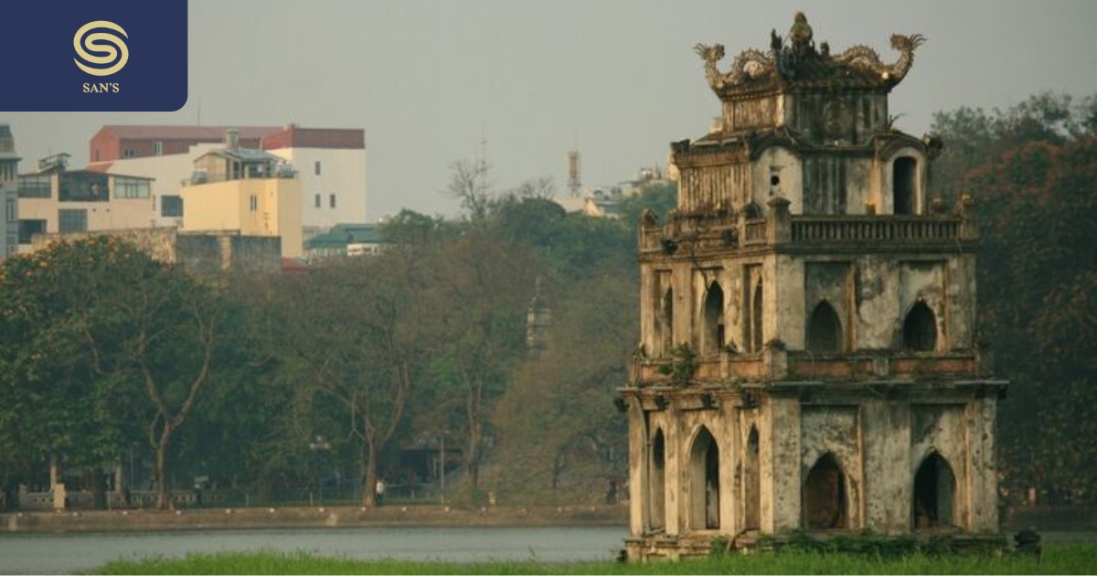 Hoan Kiem Lake