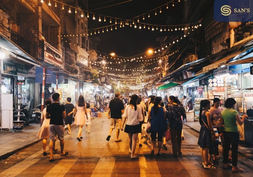 Night Life in Hanoi