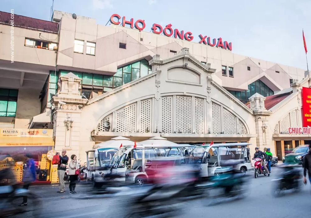 Dong Xuan Market at French Quarter Hanoi