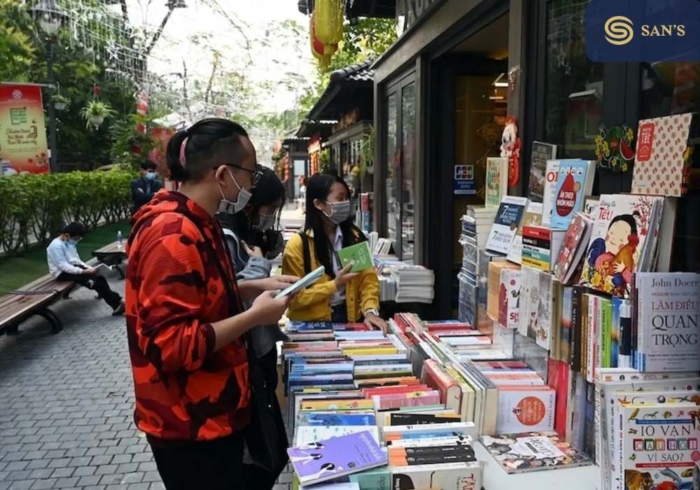 Book Street Hanoi