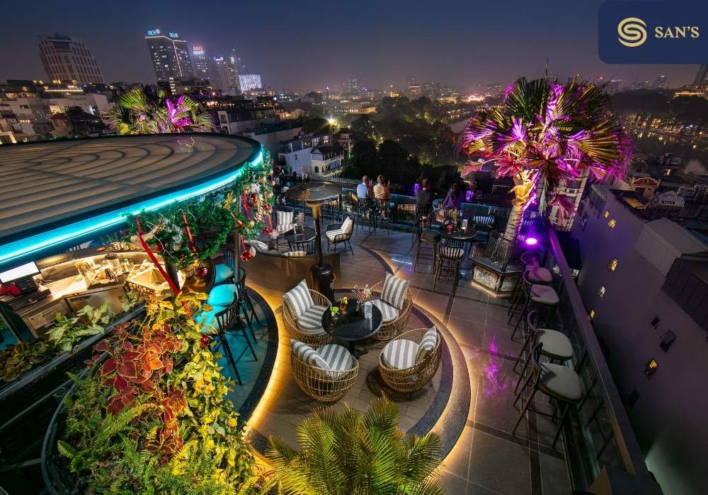 San Rooftop Bar - Best Bars in Hanoi
