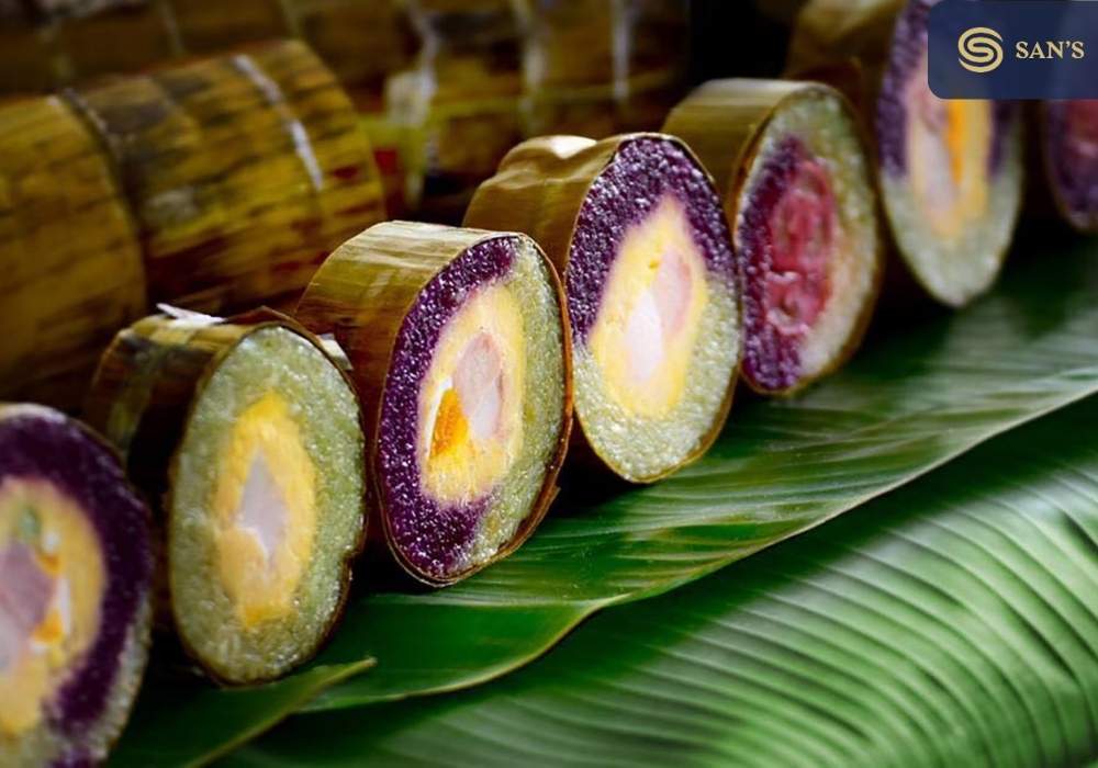 Banh Tet la cam - essential foods for Tet in Vietnam