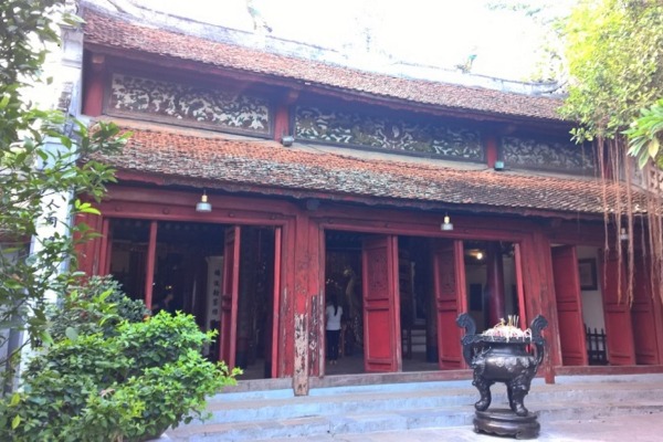 Ngoc Son Temple