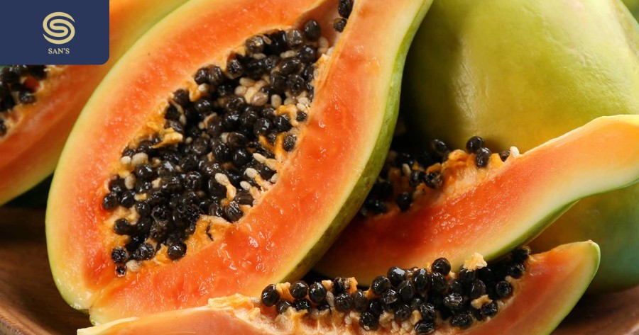 Papaya is succulent, very fragrant and sweet. Remember to peel and remove all seeds before enjoying (Source: Collected)