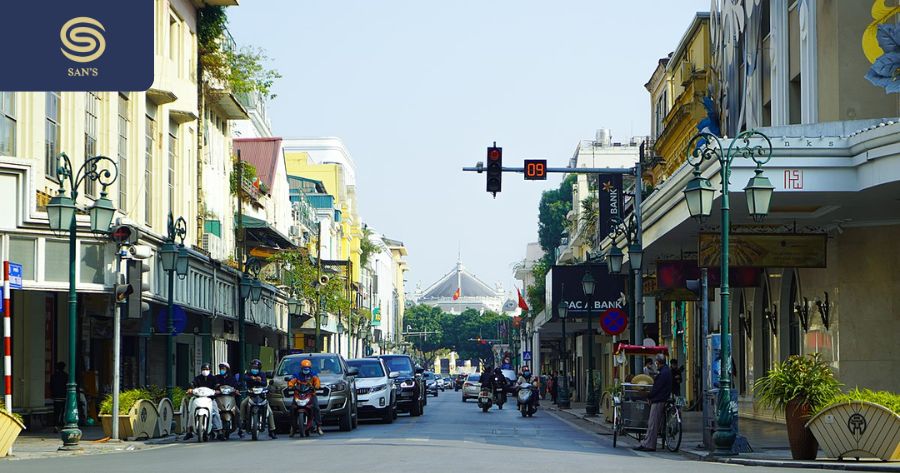 Trang-Tien-Street