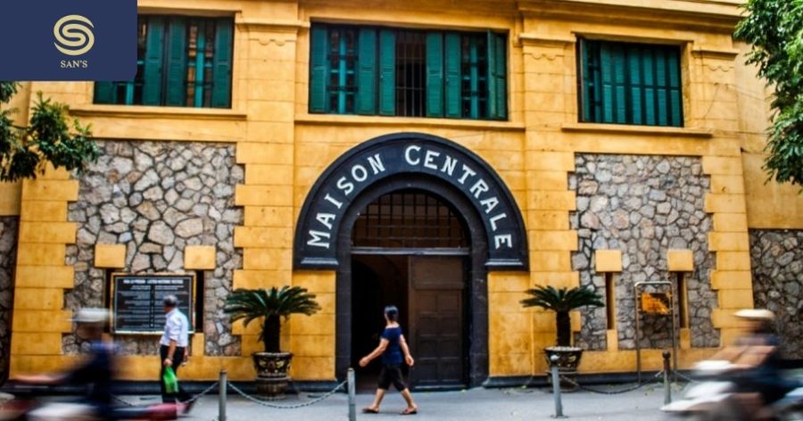 Hoa Lo Prison